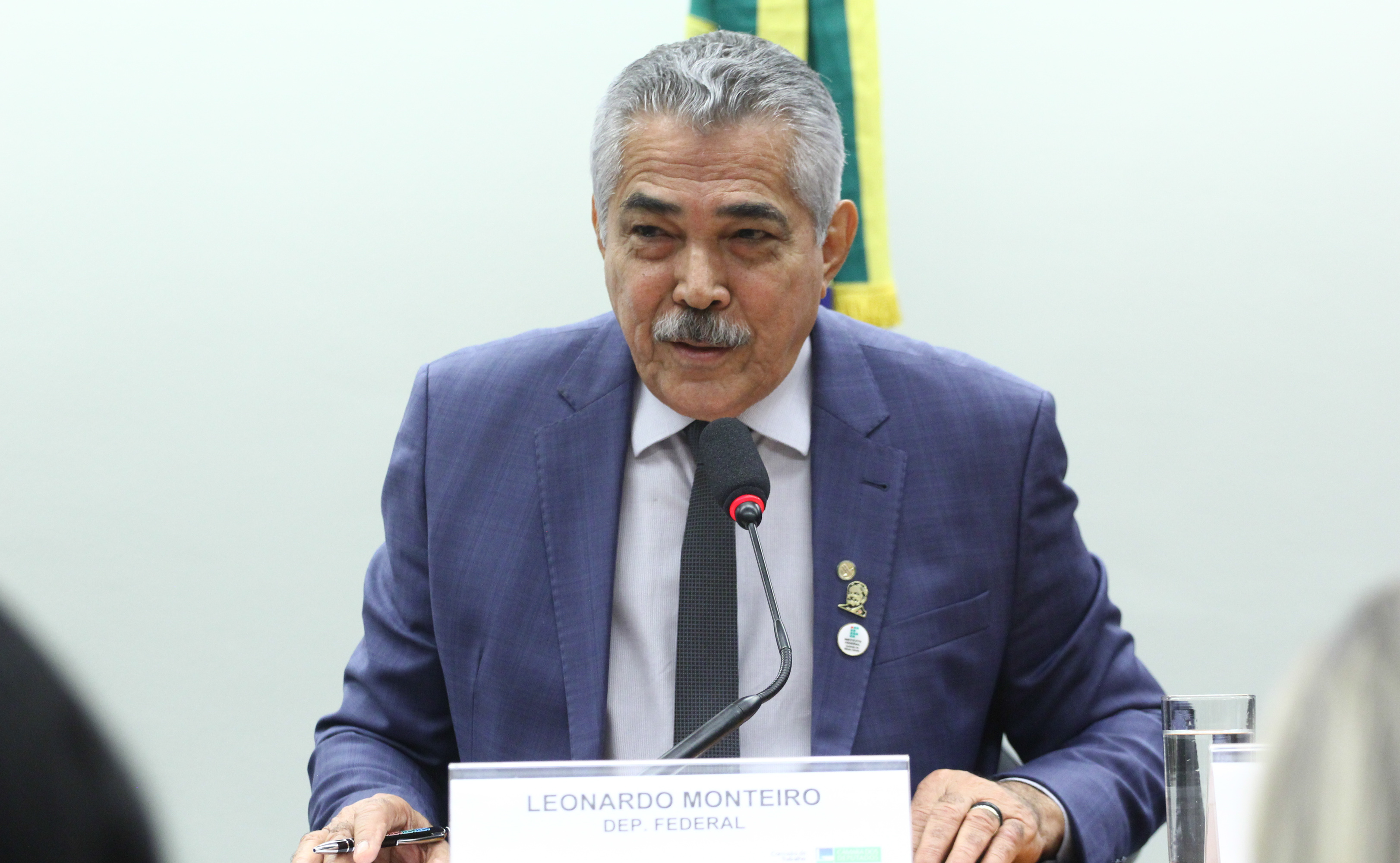 Comissão aprova auxílio para beneficiários do Bolsa Família fazerem cursos de qualificação profissional Comissão aprova auxílio para beneficiários do Bolsa Família fazerem cursos de qualificação profissional